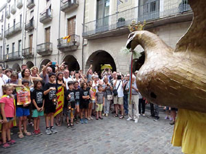 Arribada a Girona de la Flama del Canigó 2017