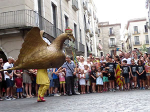 Arribada a Girona de la Flama del Canigó 2017