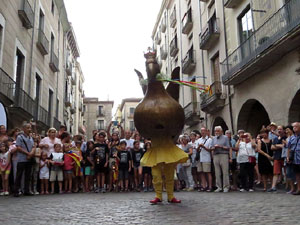 Arribada a Girona de la Flama del Canigó 2017