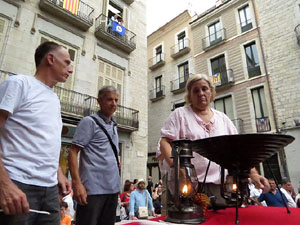 Arribada a Girona de la Flama del Canigó 2017