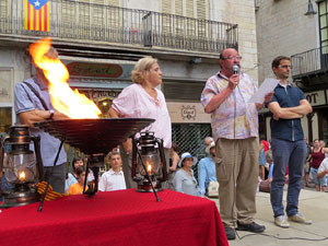 Arribada a Girona de la Flama del Canigó 2017