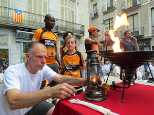 Arribada a Girona de la Flama del Canigó 2017