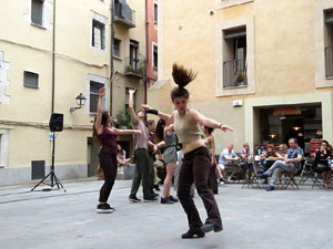 inund'ART 2017. Espectacles musicals i de dansa a la plaça Mercaders