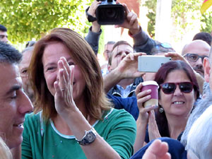 Arribada i sortida de l'alcaldessa Marta Madrenas del Palau de Justícia