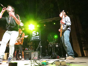 Festival Strenes 2017. Actuació del grup The Cuit's a la plaça de Santa Susanna del Mercadal