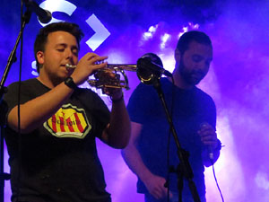 Festival Strenes 2017. Actuació del grup The Cuit's a la plaça de Santa Susanna del Mercadal