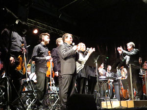 Festival Strenes 2017. Concert Tossudament Llach a les escales de la Catedral