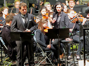 Festival Strenes 2017. Concert Tossudament Llach a les escales de la Catedral