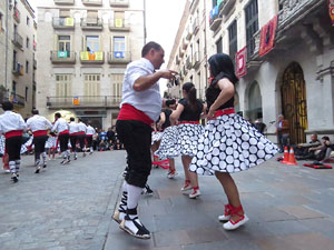 Fires 2017. Ball de gitanes de Montmel&oacute; a la pla&ccedil;a del Vi