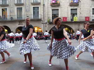 Fires 2017. Ball de gitanes de Montmel&oacute; a la pla&ccedil;a del Vi
