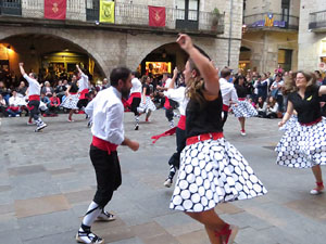 Fires 2017. Ball de gitanes de Montmel&oacute; a la pla&ccedil;a del Vi