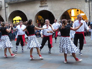Fires 2017. Ball de gitanes de Montmel&oacute; a la pla&ccedil;a del Vi