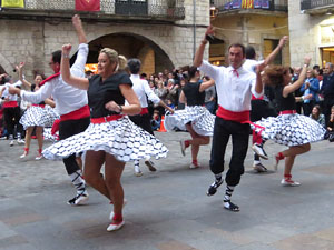 Fires 2017. Ball de gitanes de Montmel&oacute; a la pla&ccedil;a del Vi