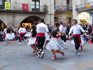 Fires 2017. Ball de gitanes de Montmel&oacute; a la pla&ccedil;a del Vi