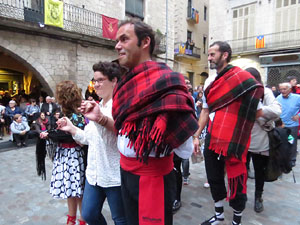 Fires 2017. Ball de gitanes de Montmel&oacute; a la pla&ccedil;a del Vi