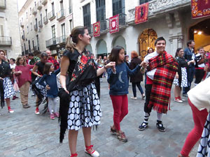 Fires 2017. Ball de gitanes de Montmel&oacute; a la pla&ccedil;a del Vi