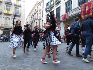 Fires 2017. Ball de gitanes de Montmel&oacute; a la pla&ccedil;a del Vi