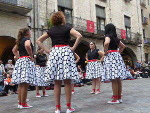 Fires 2017. Ball de gitanes de Montmel&oacute; a la pla&ccedil;a del Vi