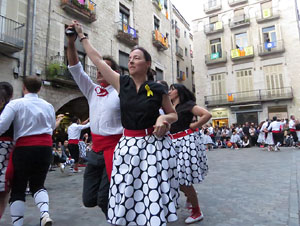 Fires 2017. Ball de gitanes de Montmel&oacute; a la pla&ccedil;a del Vi
