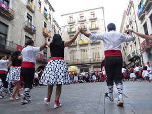 Fires 2017. Ball de gitanes de Montmel&oacute; a la pla&ccedil;a del Vi