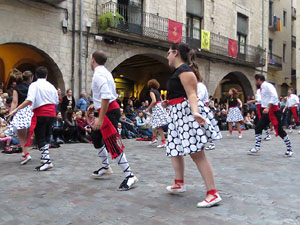 Fires 2017. Ball de gitanes de Montmel&oacute; a la pla&ccedil;a del Vi