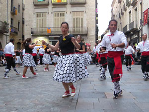 Fires 2017. Ball de gitanes de Montmel&oacute; a la pla&ccedil;a del Vi