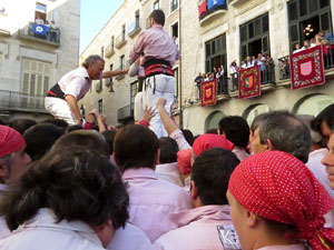 Fires 2017. La Diada Castellera a la pla&ccedil;a del Vi, amb els Marrecs de Salt, els Capgrossos de Matar&oacute; i els Minyons de Terrass