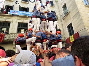 Fires 2017. La Diada Castellera a la pla&ccedil;a del Vi, amb els Marrecs de Salt, els Capgrossos de Matar&oacute; i els Minyons de Terrass