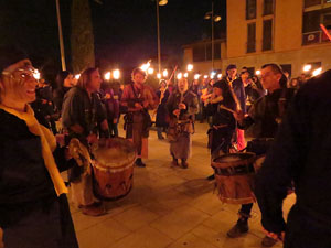 Fires 2017. Espectacle de foc i m&uacute;sica Llumin&agrave;ries de Fires, amb Taller de Magn&egrave;sia i Els Berros de la Cort