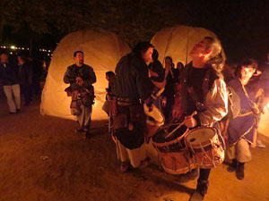 Fires 2017. Espectacle de foc i m&uacute;sica Llumin&agrave;ries de Fires, amb Taller de Magn&egrave;sia i Els Berros de la Cort