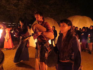 Fires 2017. Espectacle de foc i m&uacute;sica Llumin&agrave;ries de Fires, amb Taller de Magn&egrave;sia i Els Berros de la Cort