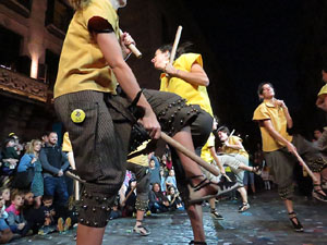 Fires 2017. Ballades de capgrossos, gegants i faràndula a la plaça del Vi