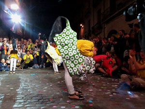 Fires 2017. Ballades de capgrossos, gegants i faràndula a la plaça del Vi