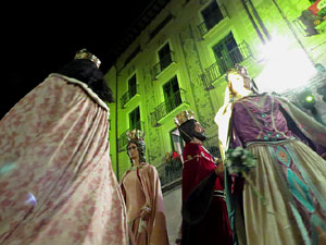 Fires 2017. Ballades de capgrossos, gegants i faràndula a la plaça del Vi
