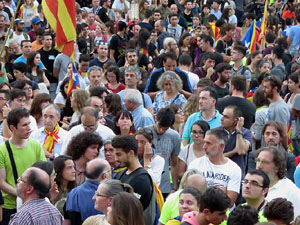 Manifestació 'República!' pels carrers de la ciutat i el Parc de la Devesa
