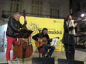 Nadal 2017. Encesa de les llums de Hanukkà a la plaça del Vi