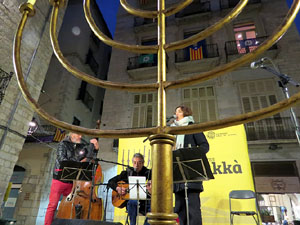 Nadal 2017. Encesa de les llums de Hanukkà a la plaça del Vi