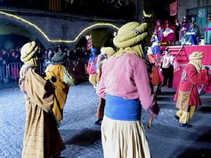 La Cavalcada de Reis 2018. Arribada del seguici a la plaça del Vi