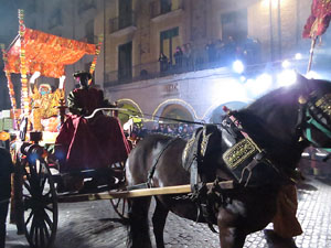 La Cavalcada de Reis 2018. Arribada del seguici a la plaça del Vi