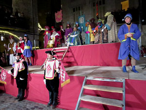 La Cavalcada de Reis 2018. Arribada del seguici a la plaça del Vi