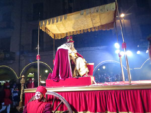La Cavalcada de Reis 2018. Arribada del seguici a la plaça del Vi