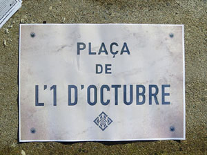 Canvi de nom de la plaça Constitució per plaça de l'1 d'octubre