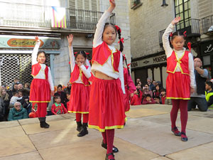 Celebraci&oacute; de l'any nou xin&egrave;s, el 4716, any del Gos, a Girona