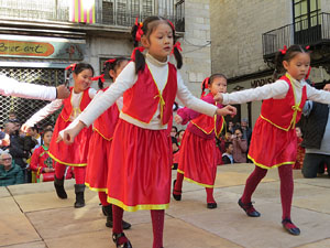 Celebraci&oacute; de l'any nou xin&egrave;s, el 4716, any del Gos, a Girona