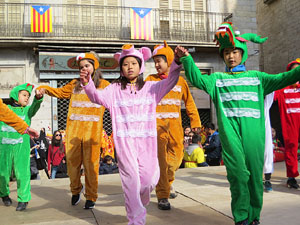 Celebraci&oacute; de l'any nou xin&egrave;s, el 4716, any del Gos, a Girona
