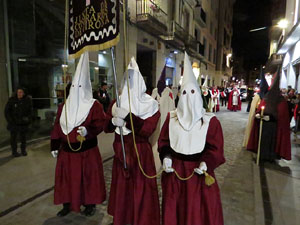 Setmana Santa 2018 a Girona. Process&oacute; del Sant Enterrament