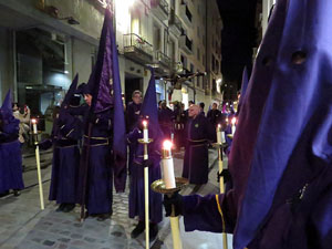 Setmana Santa 2018 a Girona. Process&oacute; del Sant Enterrament