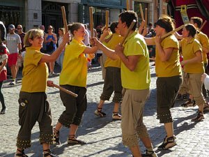 Cercavila de la Flama del Canig&oacute; 2018 fins la pla&ccedil;a del Vi