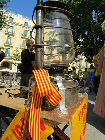 La Flama del Canigó arribada a Girona
