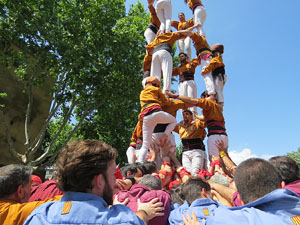 Temps de Flors 2018. Diada Castellera a la pla&ccedil;a de Sant Feliu amb els Marrecs de Salt, els Xics de Granollers, i els Sagals d�Osona